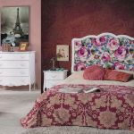 Dormitorio isabelino color blanco con cabecero estilo clásico tapizado Dormitorio isabelino color blanco con cabecero estilo clásico tapizado