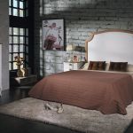 Dormitorio vintage color blanco, con cabecero clásico Dormitorio vintage color blanco, con cabecero clásico