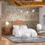 Dormitorio juvenil de estilo rústico personalizable en colores y tiradores. Dormitorio rustico madera nogal envejecido patas cebolla